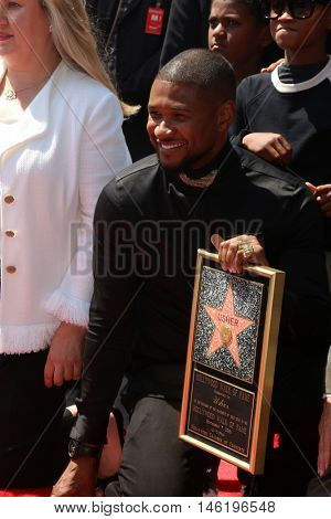 LOS ANGELES - SEP 7:  Usher Raymond at the Usher Honored With a Star On The Hollywood Walk Of Fame at the Eastown on September 7, 2016 in Los Angeles, CA