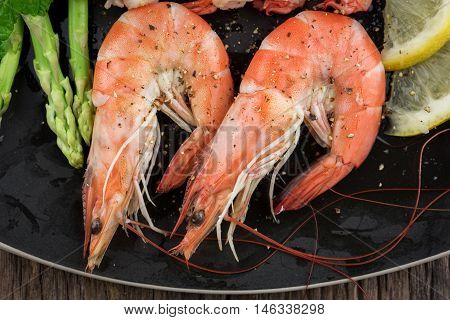 Shrimps. Prawns isolated on a White Background. Seafood rawfood
