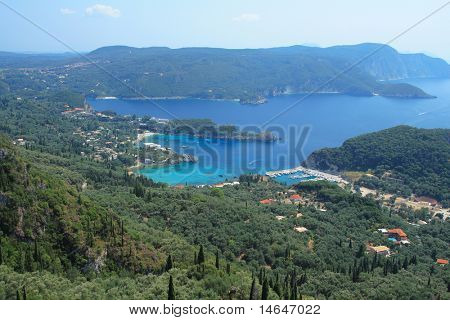 Paleokastritsa på corfu Grækenland