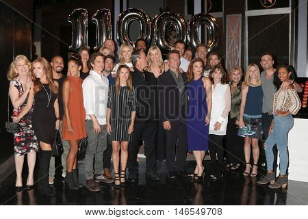 LOS ANGELES - SEP 8:  YnR Cast at the Young and The Resltless 11,000 Show Celebration at the CBS Television City on September 8, 2016 in Los Angeles, CA