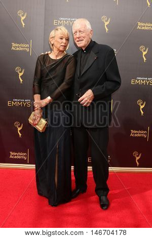 LOS ANGELES - SEP 10:  Catherine von Sydow, Max von Sydow at the 2016 Creative Arts Emmy Awards - Day 1 - Arrivals at the Microsoft Theater on September 10, 2016 in Los Angeles, CA
