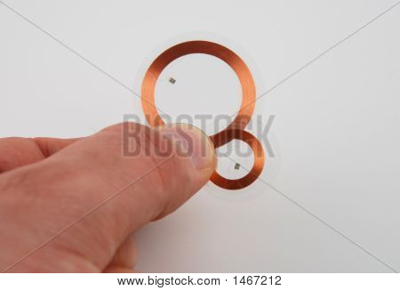 RFID tagy