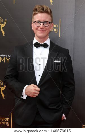 LOS ANGELES - SEP 11:  Taylor Oakley at the 2016 Primetime Creative Emmy Awards - Day 2 - Arrivals at the Microsoft Theater on September 11, 2016 in Los Angeles, CA