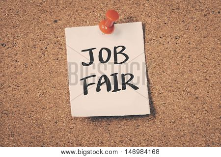 Job Fair note pin on the bulletin board
