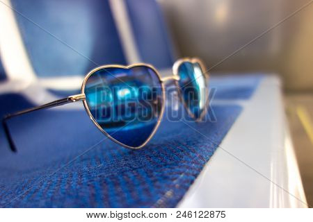Girl Heart Fashion Sunglasses Shiny Fashionable Sassy