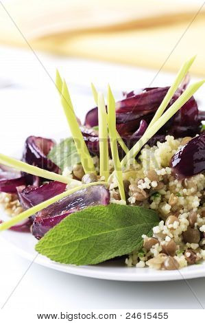 Couscous Lentils และหอมใหญ่สเปน