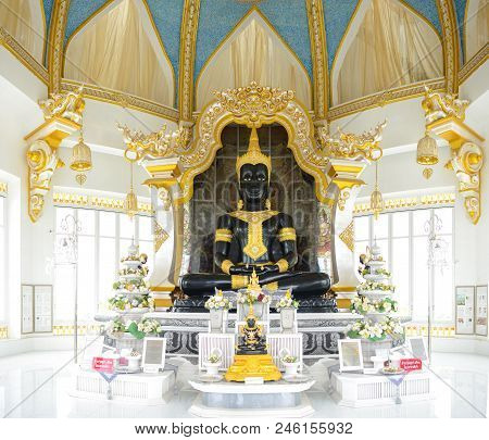 Khonkaen, Thailand - Jun 12, 2018 : Black Buddha Image  At Wat Thung Setthi Temple In Khonkaen, Thai