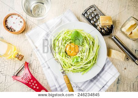 Vegan Zucchini Spaghetti Pasta