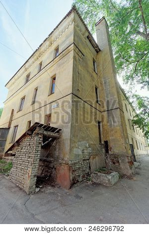 Nizhny Novgorod, Russia. - May 24.2018. Residential Brick Three-storey House On Kerch Street 5. Phot