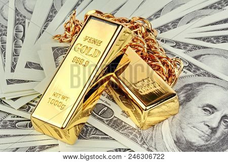 2 Gold Bars 999.9 And Gold Necklace On Many Of Bank Note.