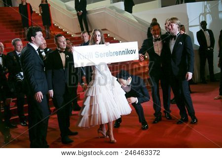  Ilya Stewart,  Roman Bilyk, Irina Starshenbaum,Teo Yoo, Vladislav Opelyants attend the screening of'Leto' during the 71 Cannes  Film Festival at Palais on May 9, 2018 in Cannes, France.