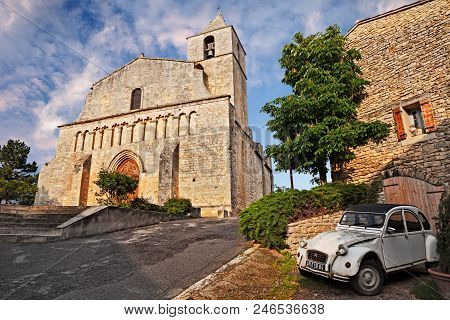 Saignon, Provence, France: The Ancient Church Notre-dame De Pitié Of The Medieval Village In The Par