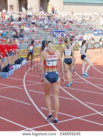 Stockholm, Sweden - Jun 10, 2018: Before The Start Of The 1500m Women Competition In Iaaf Diamond Le