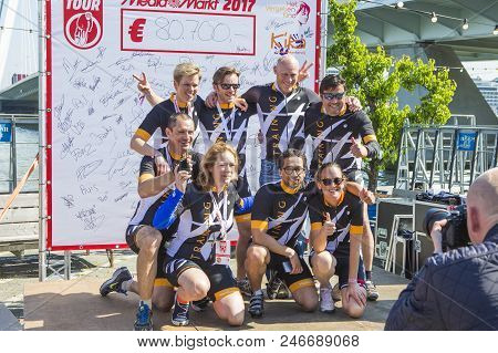 Rotterdam, Netherlands-may 10, 2017: Media Markt Tour-2017 Winners Team Of Rabobank In Rotterdam Pos