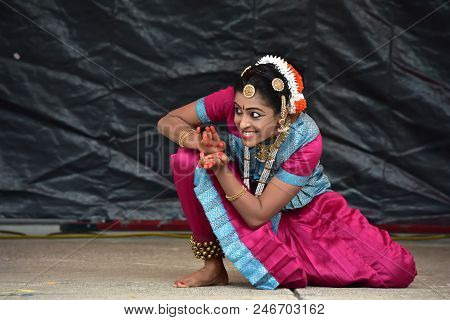 Bloomington, Illinois - Usa - Jun 24,2018 - Ratha Yatra Festival Classical Dance Performance