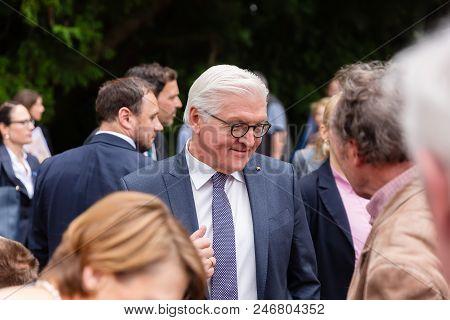 Federal President Of Germany Walter Steinmeyer At A Public House At Villa Hammerschmidt
