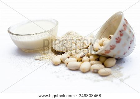 Ayurvedic Herb Kaunch Or Velvet Bean Or Bengal Velvet Bean Or Kapikachhu Or Mucuna Pruriens Isolated