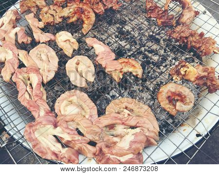 Grilled Chitterlings Or Roast Chitterlings On The Stove, After Finish For Sale In Dish,thai Food. Vi