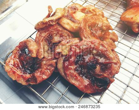 Grilled Chitterlings Or Roast Chitterlings On The Stove, After Finish For Sale In Dish,thai Food. Vi