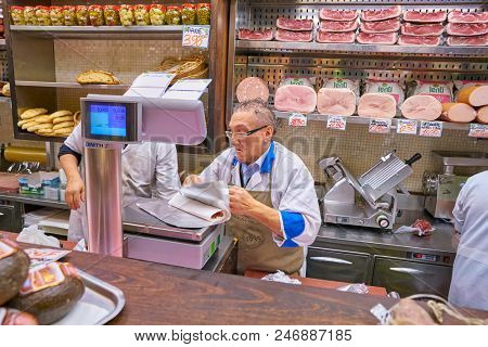 MILAN, ITALY - CIRCA NOVEMBER, 2017: staff in shop in Milan.