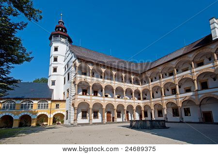 Hrad