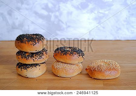Baked Bagels, Fresh Yeast Round Bread For Breakfast. Sprinkled With Black And White Sesame.