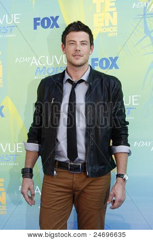 LOS ANGELES - AUG 7: Cory Monteith kommt 2011 Teen Choice Awards am Gibson UMG