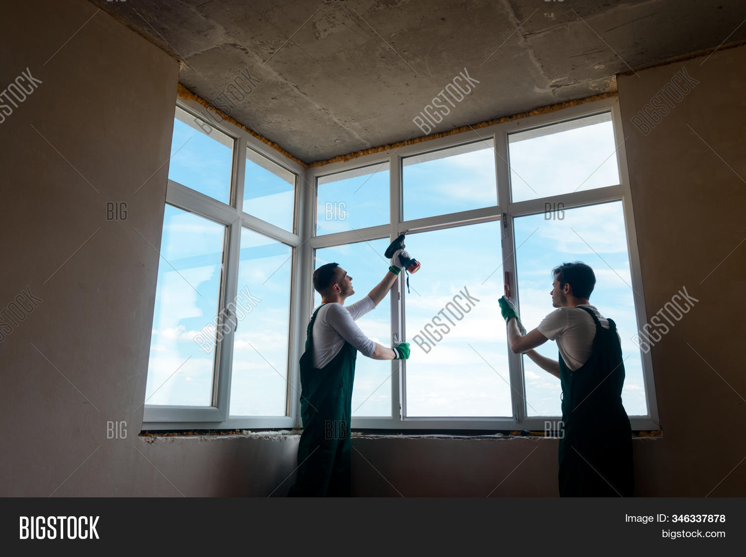 Windows Installation Image & Photo (Free Trial) | Bigstock