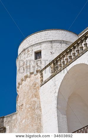 ทาวเวอร์รียอามาติ Cisternino Puglia อิตาลี
