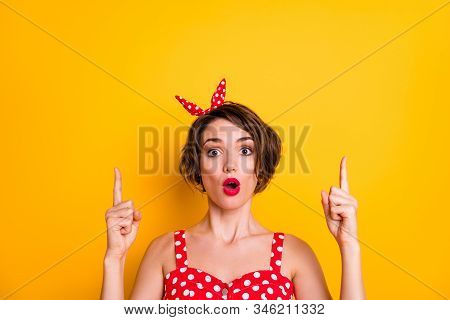 Portrait Of Astonished Crazy Girl Point Index Finger Up Copyspace Indicate Look Incredible Ads Promo