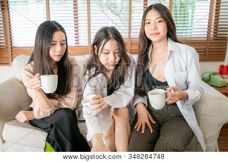 Buusiness Women Team Working With Laptop In Cozy Home Office
