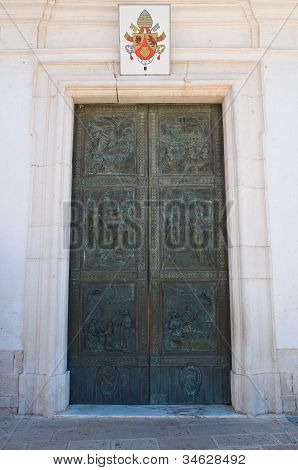 Madonna del Pozzo แซงโบสถ์ Capurso Puglia อิตาลี