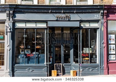 London, Uk - May 15, 2019: Storefront Of Typical Art Store With Sales In Notting Hill. Mufti Store