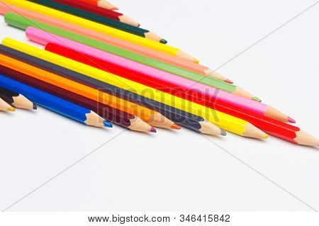 Colored Pencils, Color Gamut