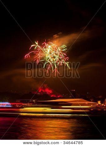 Rhein Flammen içinde