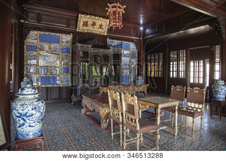 Hue, Vietnam- 2019-06-26: Temple Of Generations In The Hue Citadel. Imperial Citadel Thang Long, Vie
