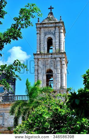 Valladolid Es Una Ciudad Ubicado En El Municipio Del Mismo Nombre, En El Estado Mexicano De Yucatán