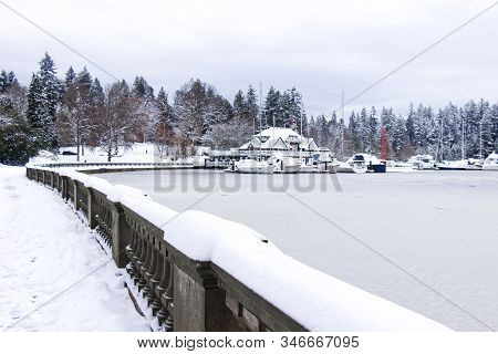 Vancouver, Canada - January 15, 2020: Photo Of Vancouver Rowing Club At Early Morning With The Froze