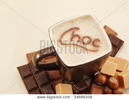 ホット チョコレートのマグカップ