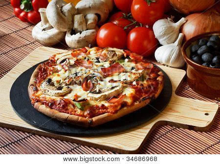 Mantar Pizza