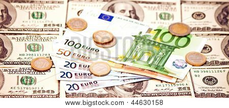 Zwei führenden Währungen - Us-Dollar und Euro
