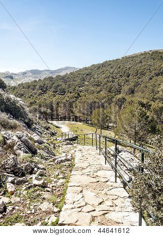 Ronda dağlarında