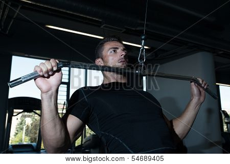 Lat Pulldown Workout
