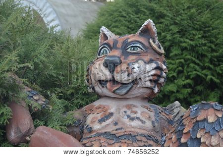 KEV, UKRAINE - OCTOBER 25: exterior and decoration  of  a restaurant  a Forest fairy-tale (Brovarskoy Prospekt) on October 25, 2014 in Kiev,