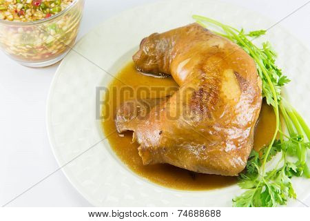 Boiled Chicken With Fish Sauce And Spring Onion