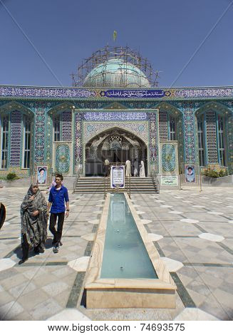 The shrine of Khwaja Abasalt