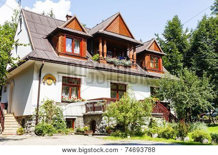 Villa Made Of Wood And Brick In Zakopane