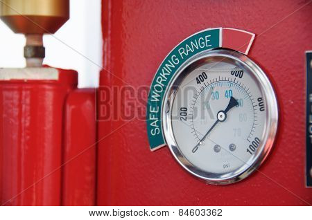 Meters or gauge in crane cabin for measure Maximun load, Engine speed , Hydraulic pressure