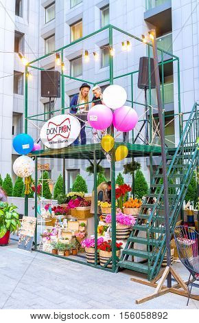 KIEV UKRAINE - SEPTEMBER 18 2016: The musical performance in flower fair in Bolshaya Vasylkovskaya street on September 18 in Kiev.