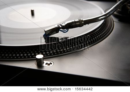 Makro-Aufnahme von Vinyl-Spieler